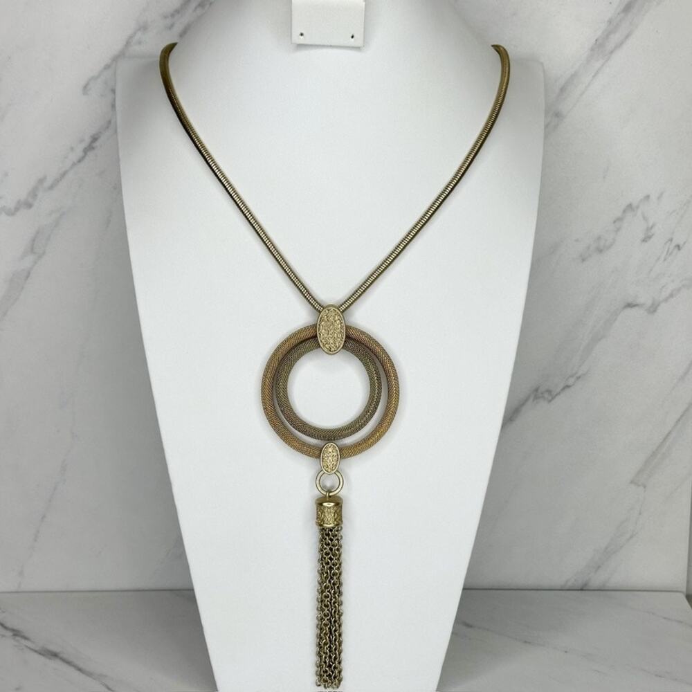 Chico's Tassel Circle Pendant Gold Tone Necklace ✨